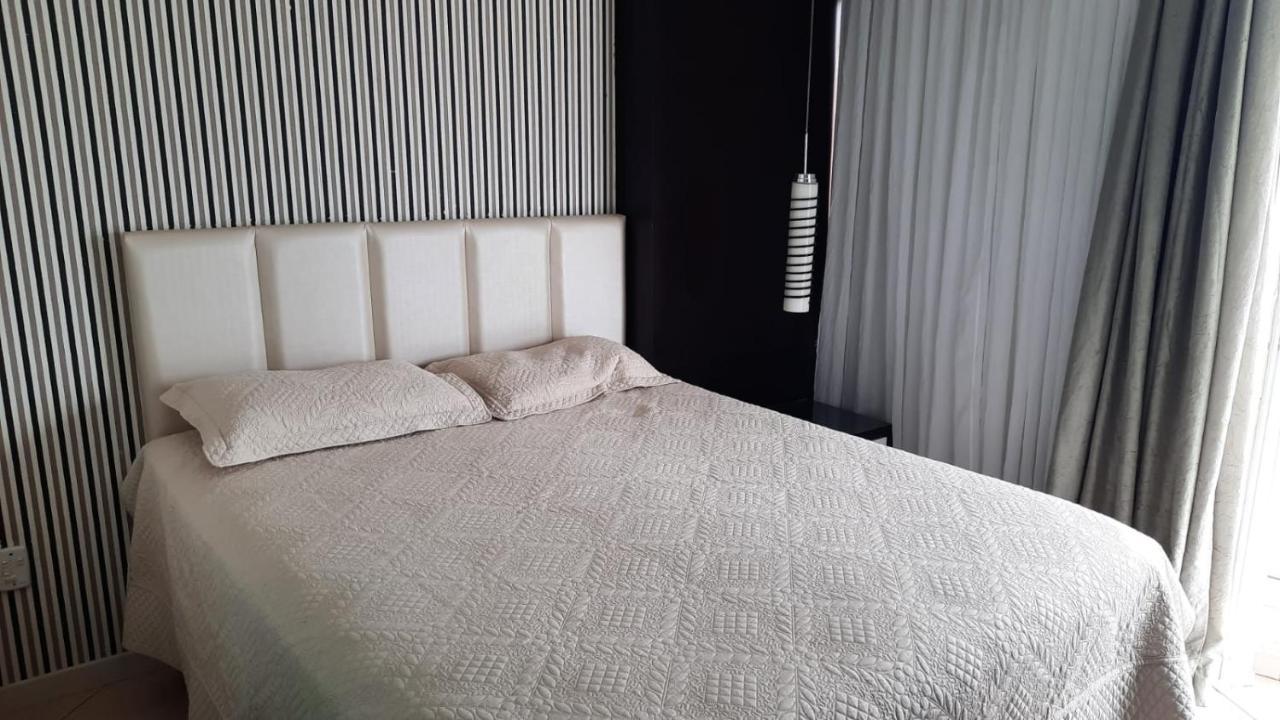 Apto 3 Quartos No Centro A Beira Mar Balneário Camboriú Екстериор снимка