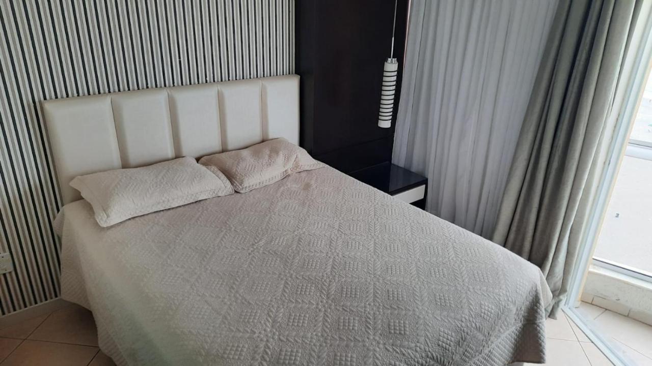 Apto 3 Quartos No Centro A Beira Mar Balneário Camboriú Екстериор снимка